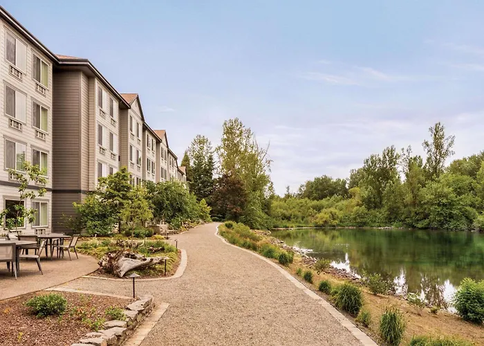 Radisson Hotel Portland Airport