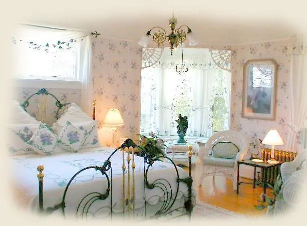Lion And The Rose Victorian Guest House